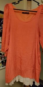 Quarter sleeve dress shirt.